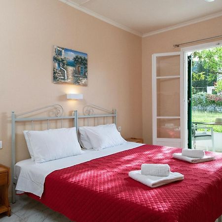 Damaskis Kassiopi Studios Екстериор снимка