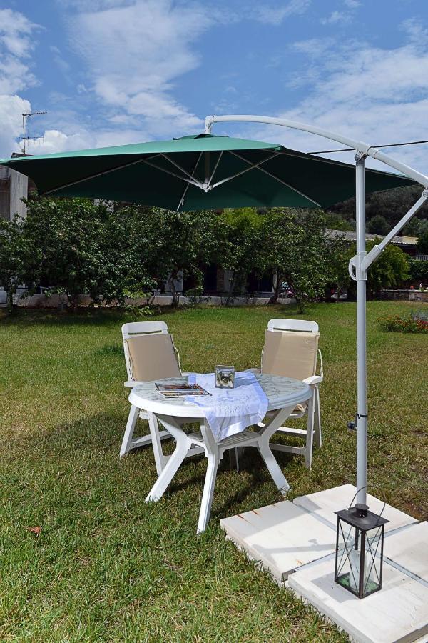 Damaskis Kassiopi Studios Екстериор снимка